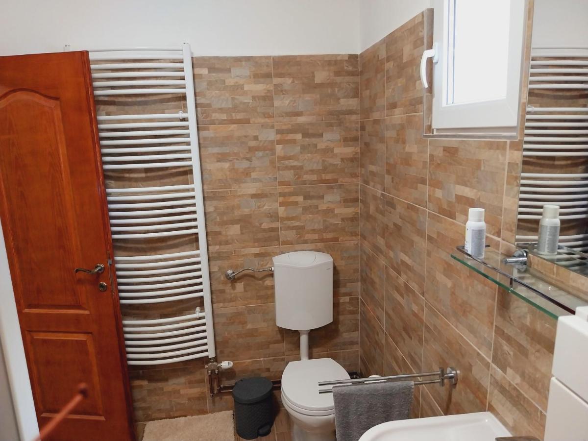 Lovas Vendeghaz Apartment Obanya Exterior photo